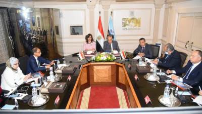 مباحثات مصرية ألمانية لتطوين تكنولوجيا صناعة بطاريات السيارات الكهربائية