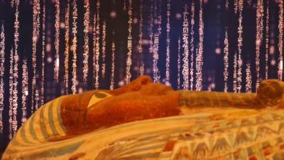 التابوت الأثري بسماتيك بن أوزير يصل مقر الجناح المصري بمعرض إكسبو2020 بدبي