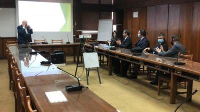 القصير يبحث مع نائب وزير الزراعة الصربى التعاون في الأنشطة الزراعية المختلفة