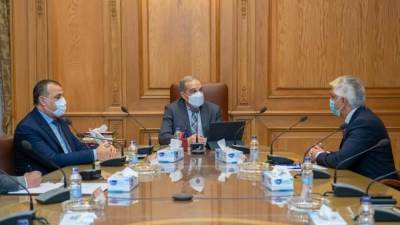 وزير للإنتاج الحربى يبحث تعزيز التعاون المشترك مع شركة IPIC