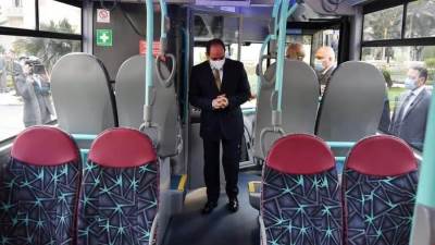 السيسي يتفقد عدد من المركبات متعددة الاستخدام