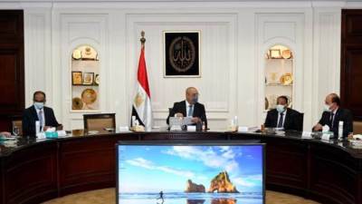 وزير الإسكان يترأس اجتماع لجنة متابعة تنفيذ المبادرة الرئاسية "حياة كريمة"