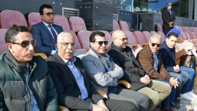 وزير الرياضة يؤازر المنتخب الوطني في التدريب قبل السفر للكاميرون