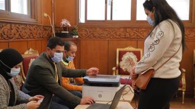 الصحة:٤٠ عيادة متنقلة لتقديم الخدمات الطبية ضمن المبادرات الرئاسية