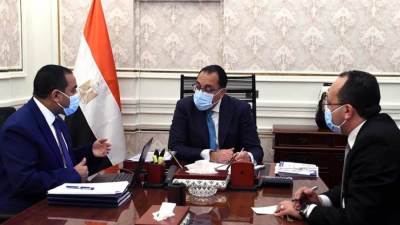 رئيس الوزراء يتابع موقف تدريب الموظفين المنتقلين إلى العاصمة الإدارية الجديدة