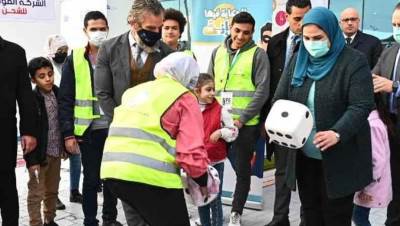 القباج وممثل يونيسيف بالقاهرة يتفقدان أنشطة وزارة التضامن بالدورة الـ٥٣ لمعرض للكتاب