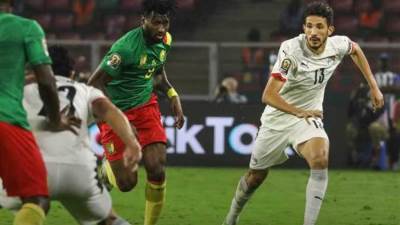 إمام عاشور يقود الجبهة اليمنى لمصر أمام السنغال في نهائي أمم أفريقيا