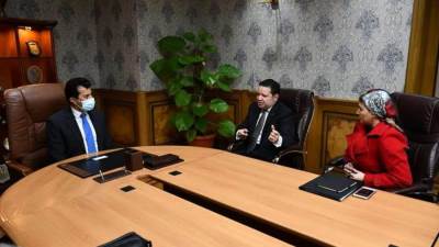 وزير الشباب والرياضة يلتقي رئيس المجلس الإقتصادي الأفريقي