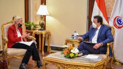 "عبدالغفار"يبحث مع ممثل صندوق الأمم المتحدة للسكان تطوير برامج تدريبات أطباء الأسرة