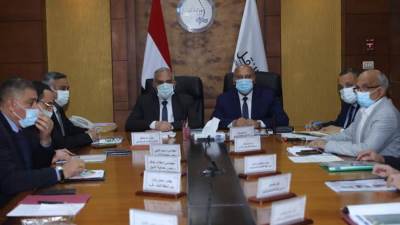 وزيرا النقل والرى يناقشان موقف الموضوعات والتنسيقات المشتركة بين الوزارتين