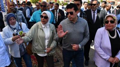 وزير الرياضة يفتتح ملتقى توظيف بجامعة أسوان