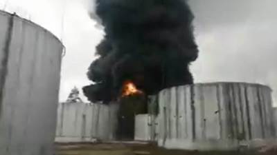 أوكرانيا تعلن قصف روسيا لمستودع للنفط في (تشيرنيهيف)