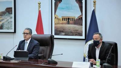 وزير السياحة يترأس إجتماع مجلس إدارة هيئة المتحف المصري الكبير
