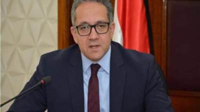 «وزير السياحة»: مفيش سائح كان عايز يرجع بلده حط إيده في جيبه