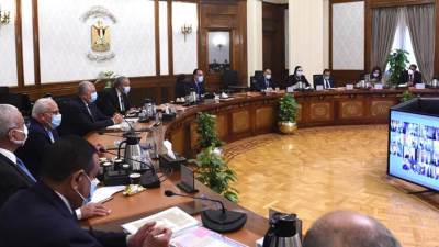 مدبولي يكلف المحافظين بمتابعة حركة الأسواق وتوافر السلع