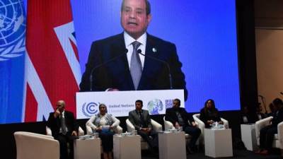 وزير الشباب يشهد فعاليات الصالون الثقافى حول المتغيرات المناخية