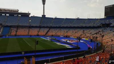 الجماهير تساند منتخب مصر من بداية اليوم