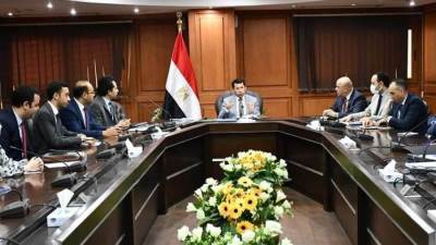 "صبحى" يجتمع مع أعضاء "كياني" للإطلاع على أخرالمستجدات