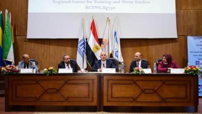 "عبد العاطي": نهدف لرفع وتنمية قدرات الباحثين والمتخصصين من أبناء الدول الإفريقية