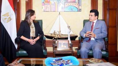 وزيرة الهجرة تلتقي مدير منظمة العالم الإسلامي للتربية والعلوم والثقافة "إيسيسكو"