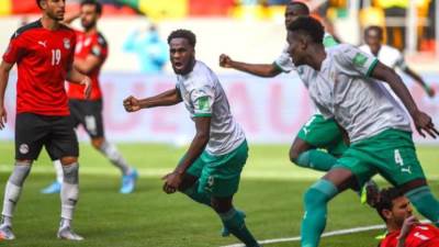 هل صدر قرار من الفيفا بإعادة مباراة مصر والسنغال؟.. تعرف على التفاصيل