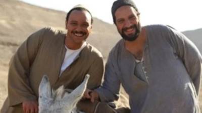 احمد خالد صالح برفقة أحمد أمين من داخل كواليس مسلسل "جزيرة غمام"