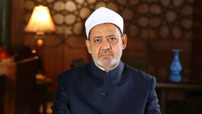 "شيخ الأزهر" يهنئ الرئيس السيسي والشعب المصري بحلول عيد الفطر المبارك