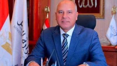 "الوزير" يتابع انتظام العمل وتقديم خدمات مميزة للمواطنين بمرافق النقل والمواصلات