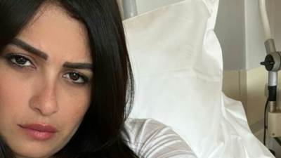 ياسمين عبد العزيز في وعكة صحية من داخل المستشفي