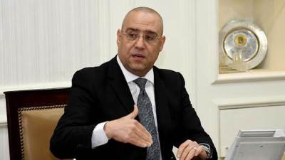 «الجزار» يُتابع تَقدم الأعمال بالمشروعات الجارية بتجمع "غرب كارفور" بالإسكندرية ورشيد الجديدة