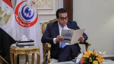 «عبدالغفار» يناقش دراسة للـ«UNFPA» لتقييم تأثير التغييرات المناخية على الصحة الإنجابية