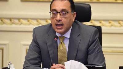 «مدبولي» اهمية كبيرة توليها الحكومة لتنمية وتوطين صناعة السيارات