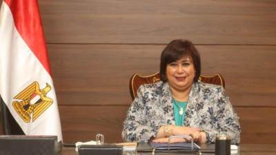 وزيرة الثقافة تعتمد برنامج الاحتفال بعيد الأضحى المبارك
