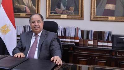 المالية: نستهدف تسهيل عملية الاستيراد والتصدير وتنشيط حركة التجارة وتحفيز الاستثمار