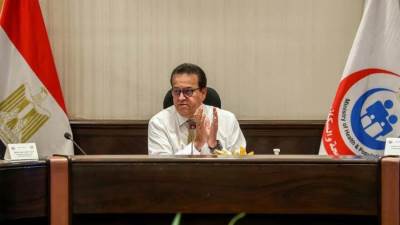 وزير الصحة يوجه بتطوير منظومة السياحة العلاجية بالتعاون مع القطاع الخاص