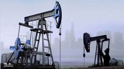 أسعار النفط تهوي على خلفية مخاوف متعلقة بالتضخم وأمن العراق