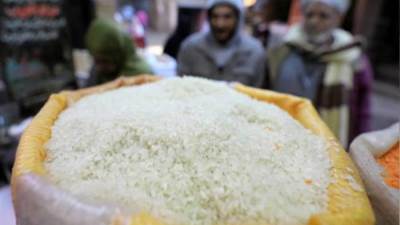 "صناعة الحبوب" تناشد التجار بطرح جميع كميات الأرز بالأسواق.. لماذا؟