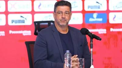 روي فيتوريا يختار 8 لاعبين في قائمة المحترفين الأولية لمعسكر سبتمبر