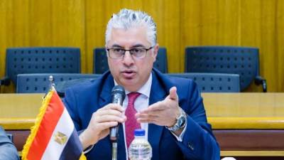 قناة السويس: جلسة عمل مع سكاتك لمتابعة التعاون في مشروع الوقود الأخضر