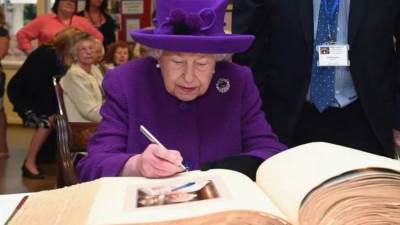 "رسالة سرية" من الملكة إليزابيث لن تقرأ إلا بعد 63 عاما