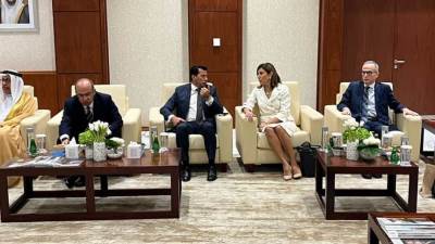 وزير الشباب يشهد الجلسة الافتتاحية للمنتدى الدولى للاتصال الحكومى بالشارقة