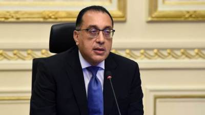 "مدبولي" يستعرض تقرير لوزيرة الثقافة حول الأنشطة الثقافية المقدمة ضمن مبادرة "حياة كريمة"