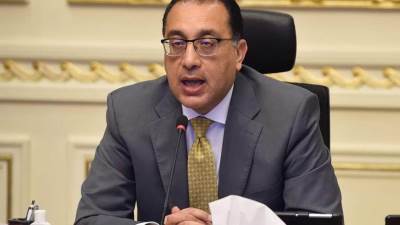 رئيس الوزراء يهنئ شيخ الأزهر بذكرى المولد النبوي الشريف