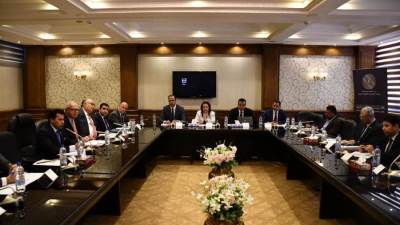 وزير الرياضة يترأس الاجتماع الثاني للأمانة الفنية للمجالس الشبابية الثنائية الدولية