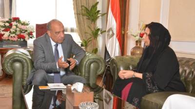 وزير قطاع الأعمال يبحث مع سفيرة الإمارات تعزيز التعاون الاقتصادي والاستثماري