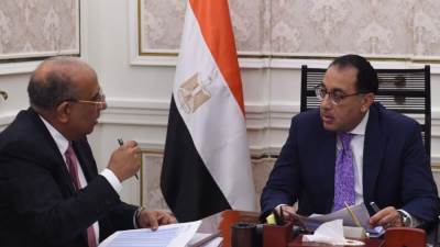 رئيس الوزراء يلتقي وزير قطاع الأعمال لمتابعة ملفات عمل الوزارة