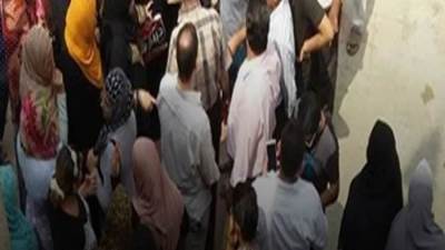 ولى أمر يعتدي على معلم بالضرب وسط الطلاب بالإسكندرية