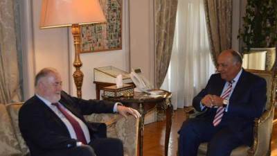 رئيس المجلس العالمى للمياه يشيد بالجهود والاسهامات المصرية فى وضع قضايا المياه