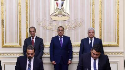 مدبولي يشهد مراسم اتفاقية تعاون بشأن عمليات قوقعة الأذن الإلكترونية للأطفال