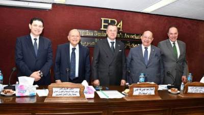 وزير السياحة يستعرض أمام رجال الأعمال العناوين الرئيسية لمسودة الاستراتيجية الوطنية للسياحة